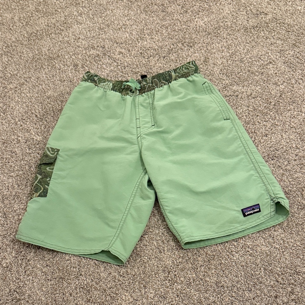 Patagonia Boys' Baggies Boardshort Thistle Green Swim Trunks Medium